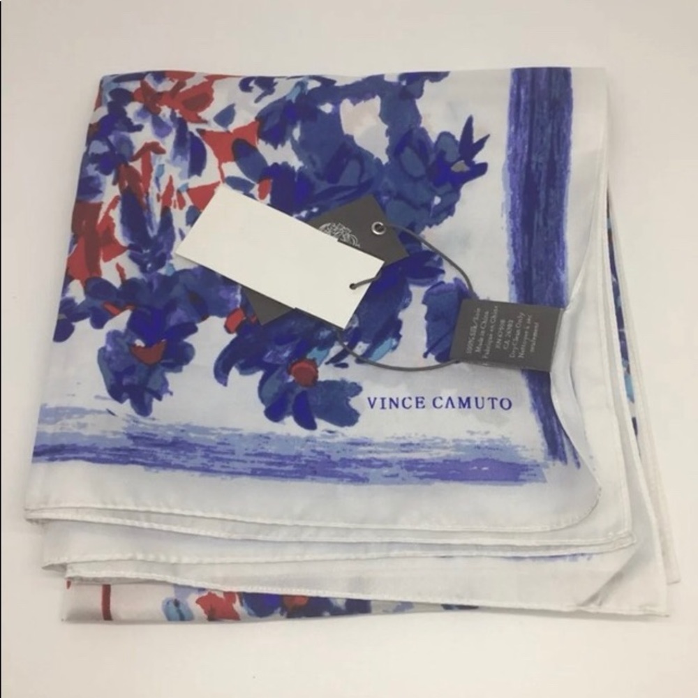 Vince Camuto Silk Painted Garden Scarf NWT - Picture 6 of 7
